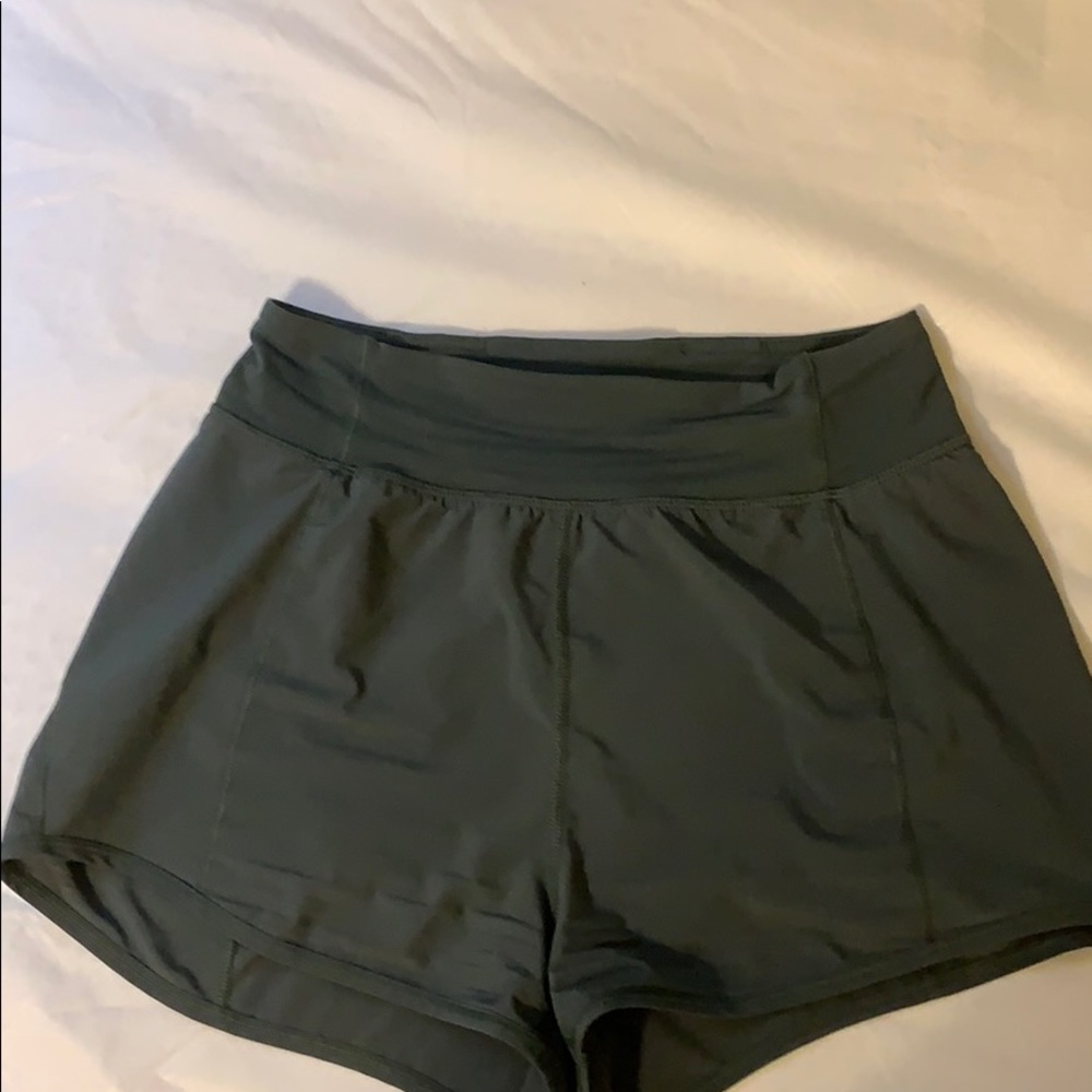 Lululemon Green shorts Size 4